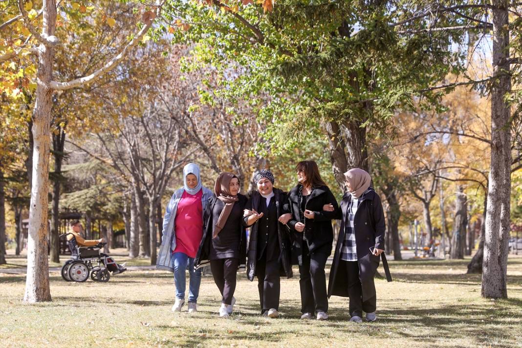 Konya’da iki çocuk annesi kadının büyük zaferi! Başka hastalara umut oluyor 1